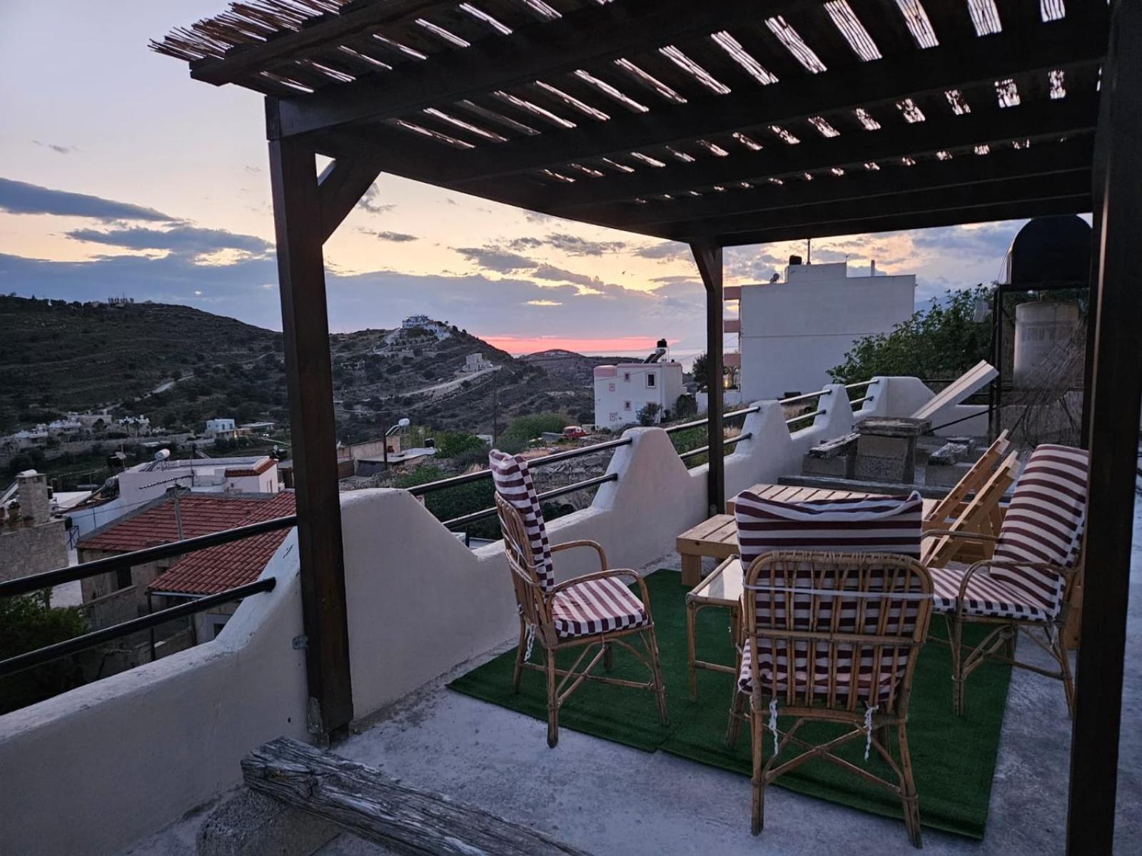 Papas Apartments Moirai Екстер'єр фото